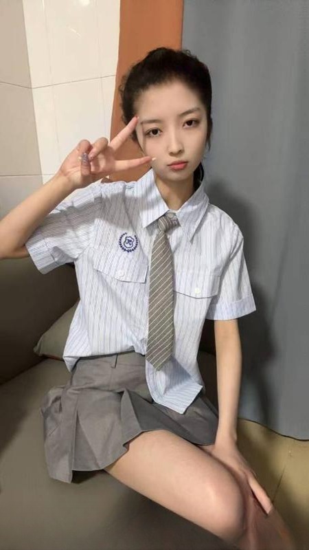 刚下海小姐姐