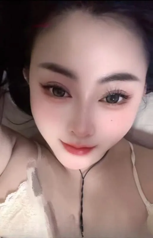 河东清纯小护士 图 2