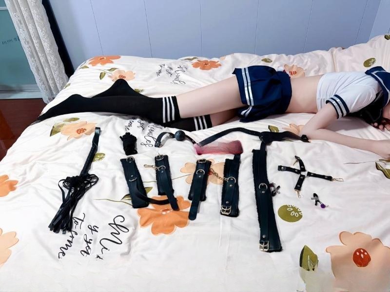 静安小母狗 图 3