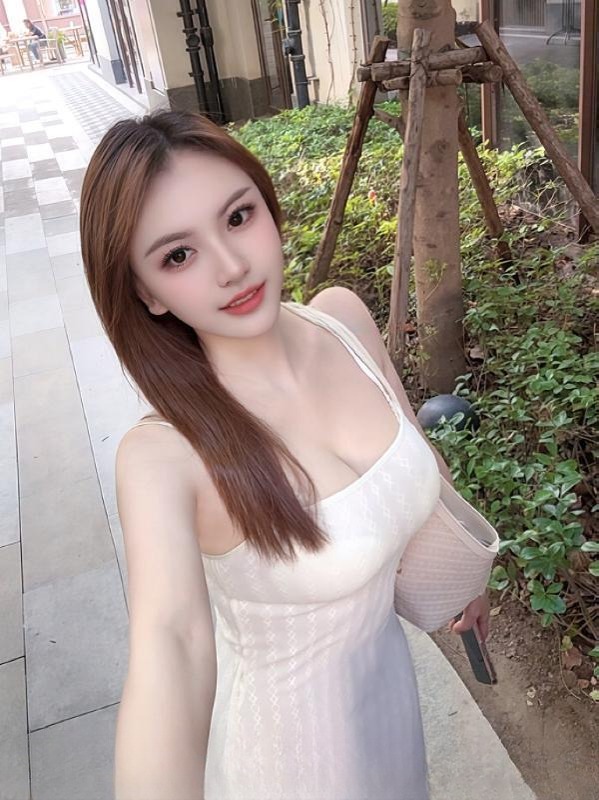 瑜伽气质小姐姐 图 2