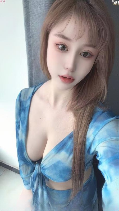 西安大胸制服诱惑冉冉 图 3