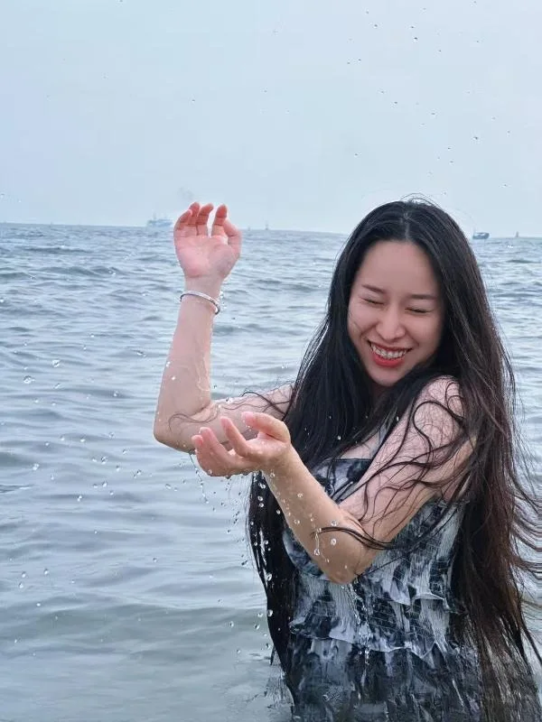 拱墅大胸米米 图 3