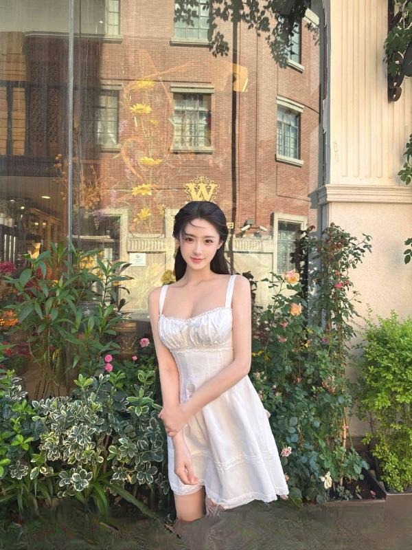 清纯颜值女友薇薇老师 图 2