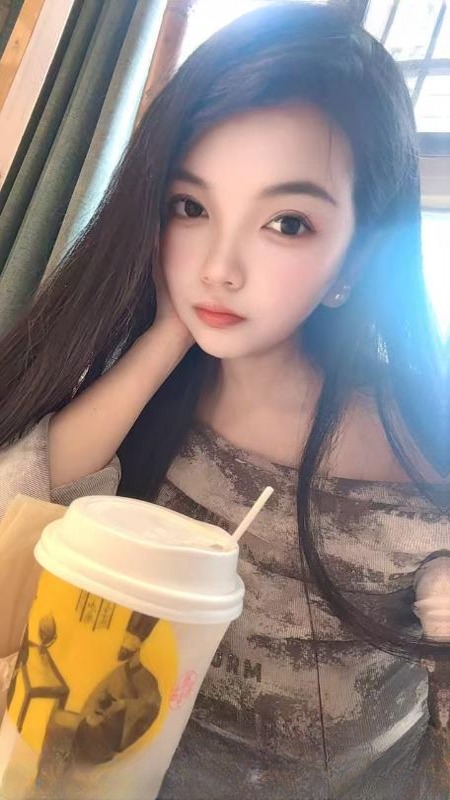 火辣大胸风情靓妹