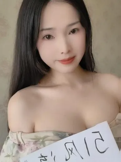 三峡广场小仙