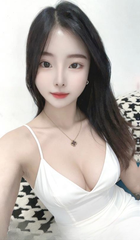 粉嫩颜值女友 图 2