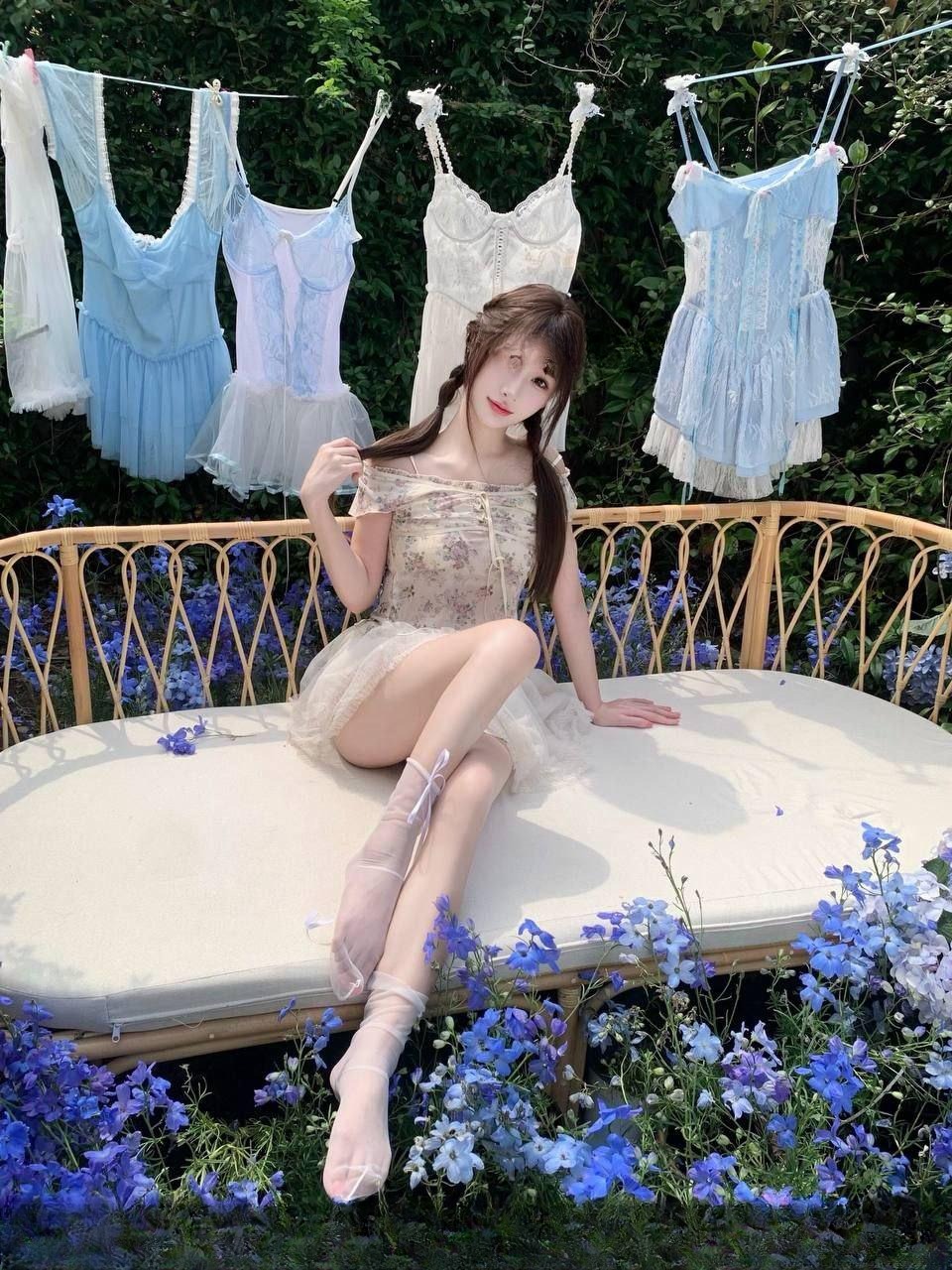 美少女性感丰满 图 2