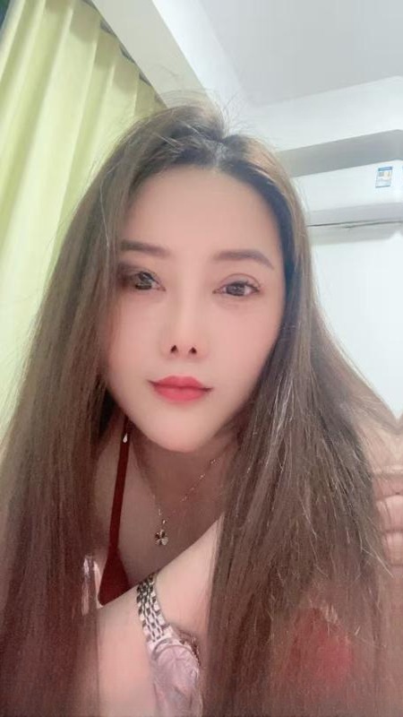 大胸服务小少妇 图 2