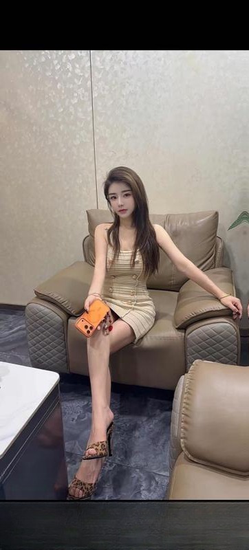 纹身36E奶美女 图 2