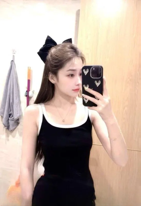 高颜气质骚女口活一流