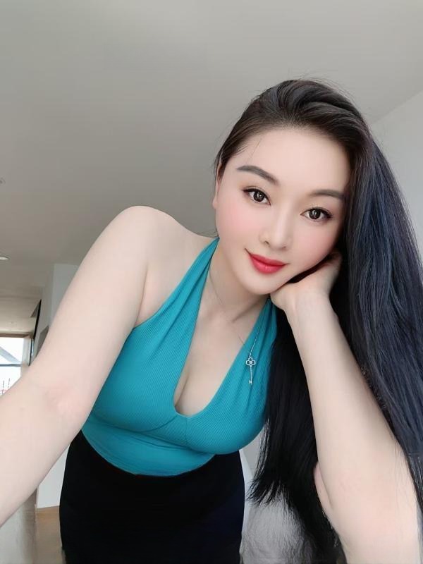 瑜伽健身女友娜娜 图 3