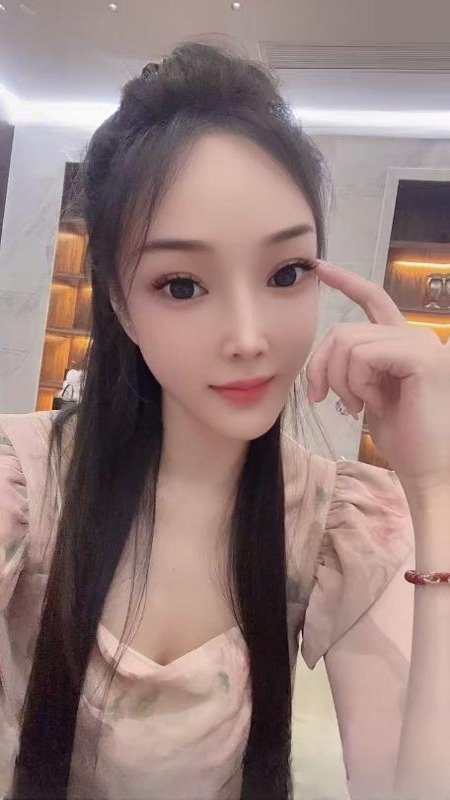 性感制服小璐
