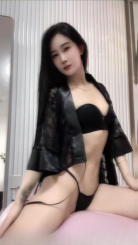 新牌坊骚妹安安 图 2