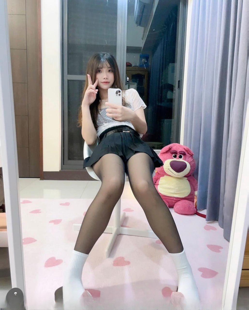 气质嫩妹九儿