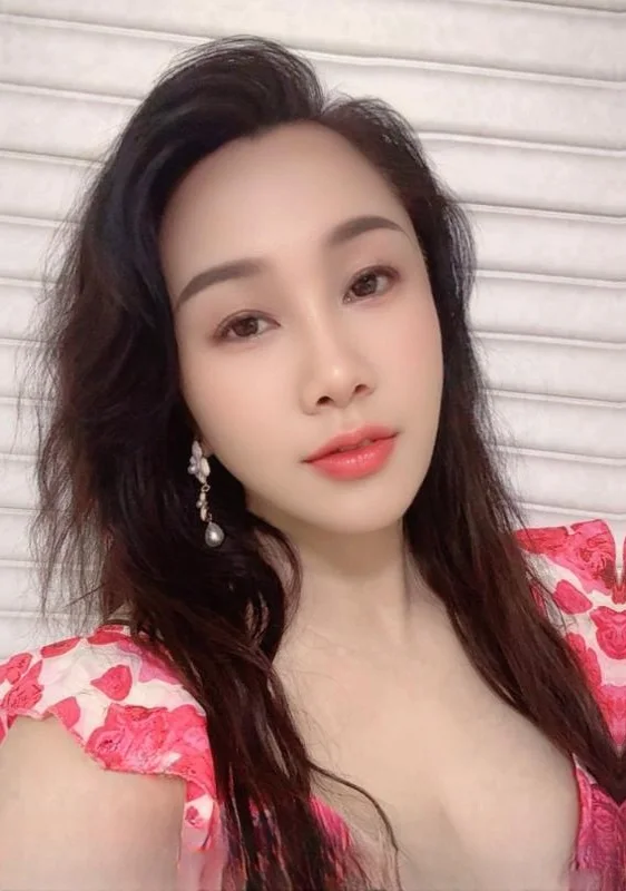 长宁热情肥臀少妇