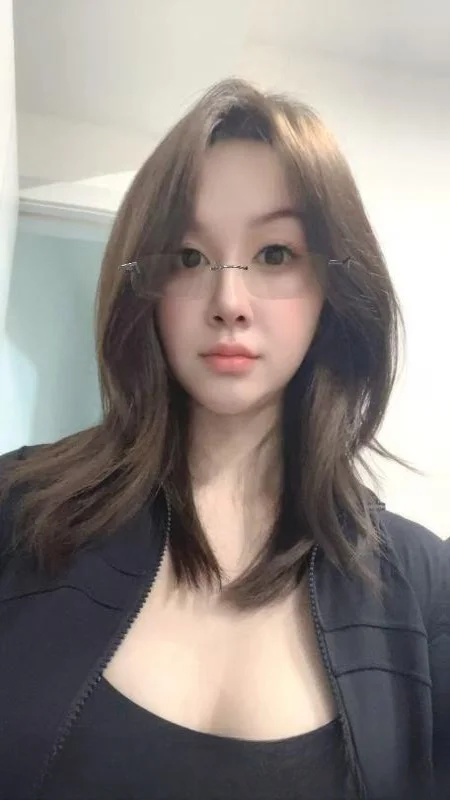 长腿大胸芊芊 图 2