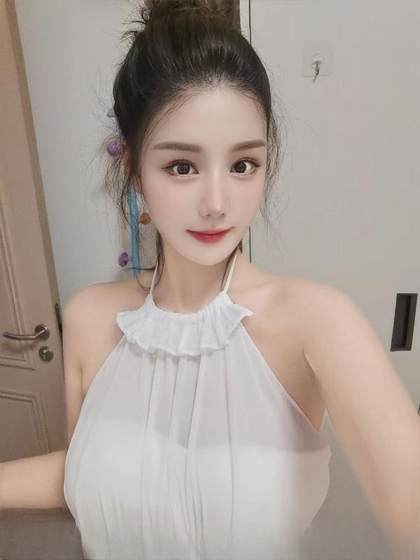 肤白胸大颜值绾绾