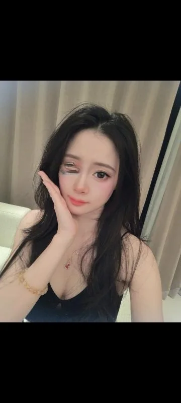 主动外向的小夕老师