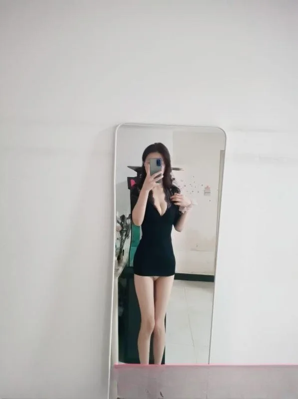 性瘾风骚鱼老师 图 2