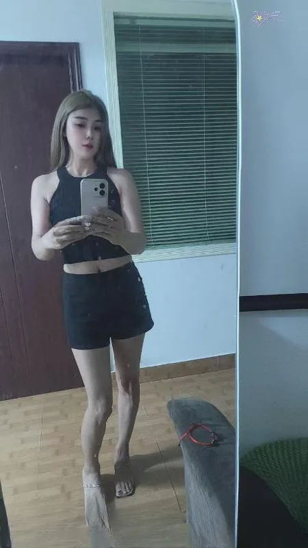 惠城舌吻小贝