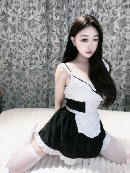 一线天小水逼
